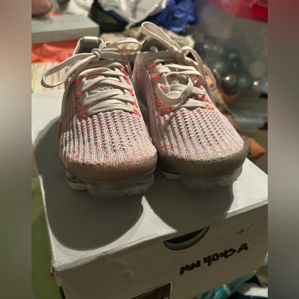 Brand:Nike Size: 5 Color: multicolored